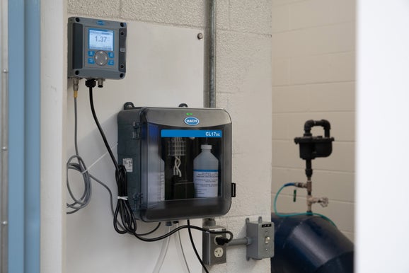 CL17sc Colorimetric Chlorine Analyser with Standpipe Installation Kit, w/o Reagents