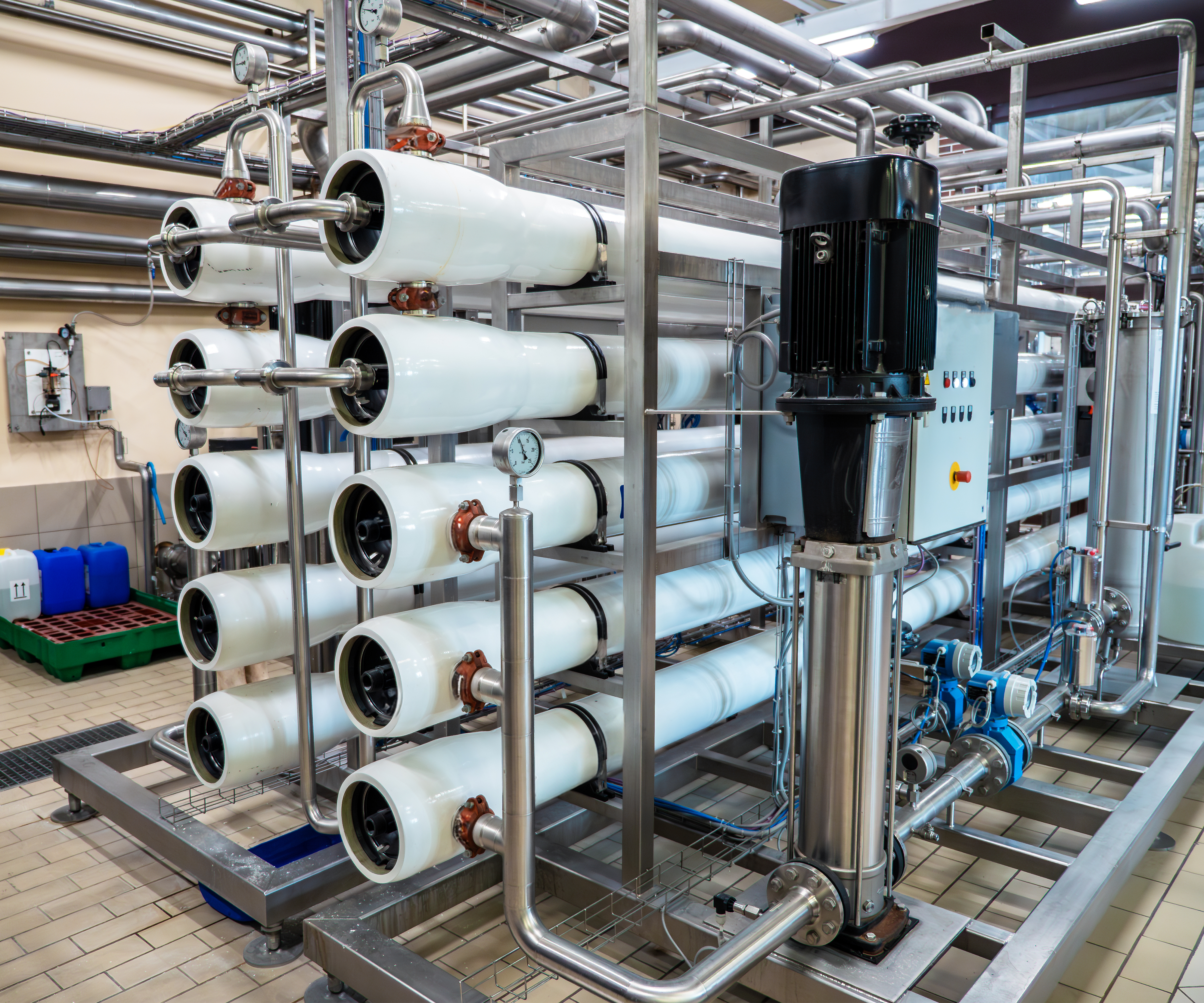 Online nitrogen monitoring at beverage production facility