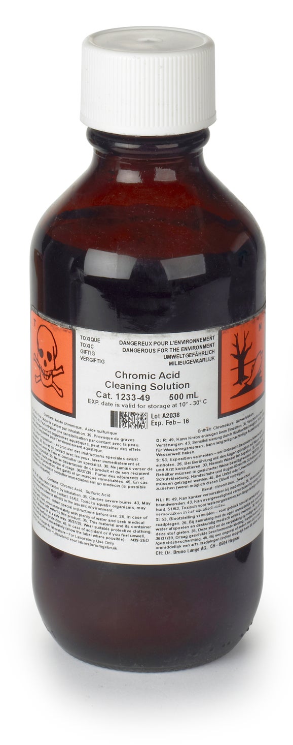 Chromic Acid Cleaning Solution 500 mL for cleaning glassware.