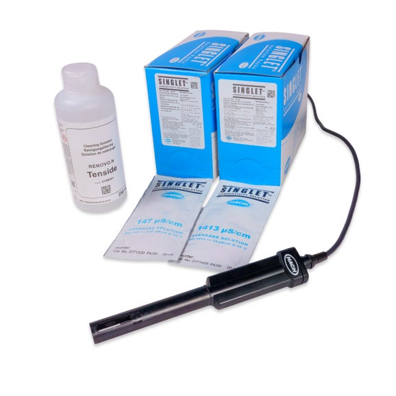 IntelliCAL CDC401 Laboratory 4-Poles Graphite Conductivity Cell, 1 m Cable, with Singlet Reagent Pack