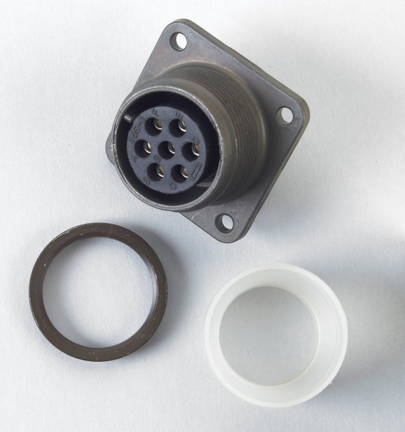 7 Pin Connection Socket