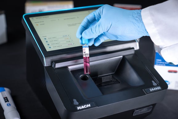 DR4900 Laboratory Spectrophotometer, without camera