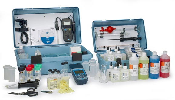 CEL/890 Advanced portable laboratory