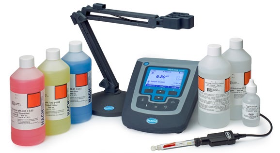 HQ440d Benchtop Meter Package with PHC735 pH Ultra Electrode