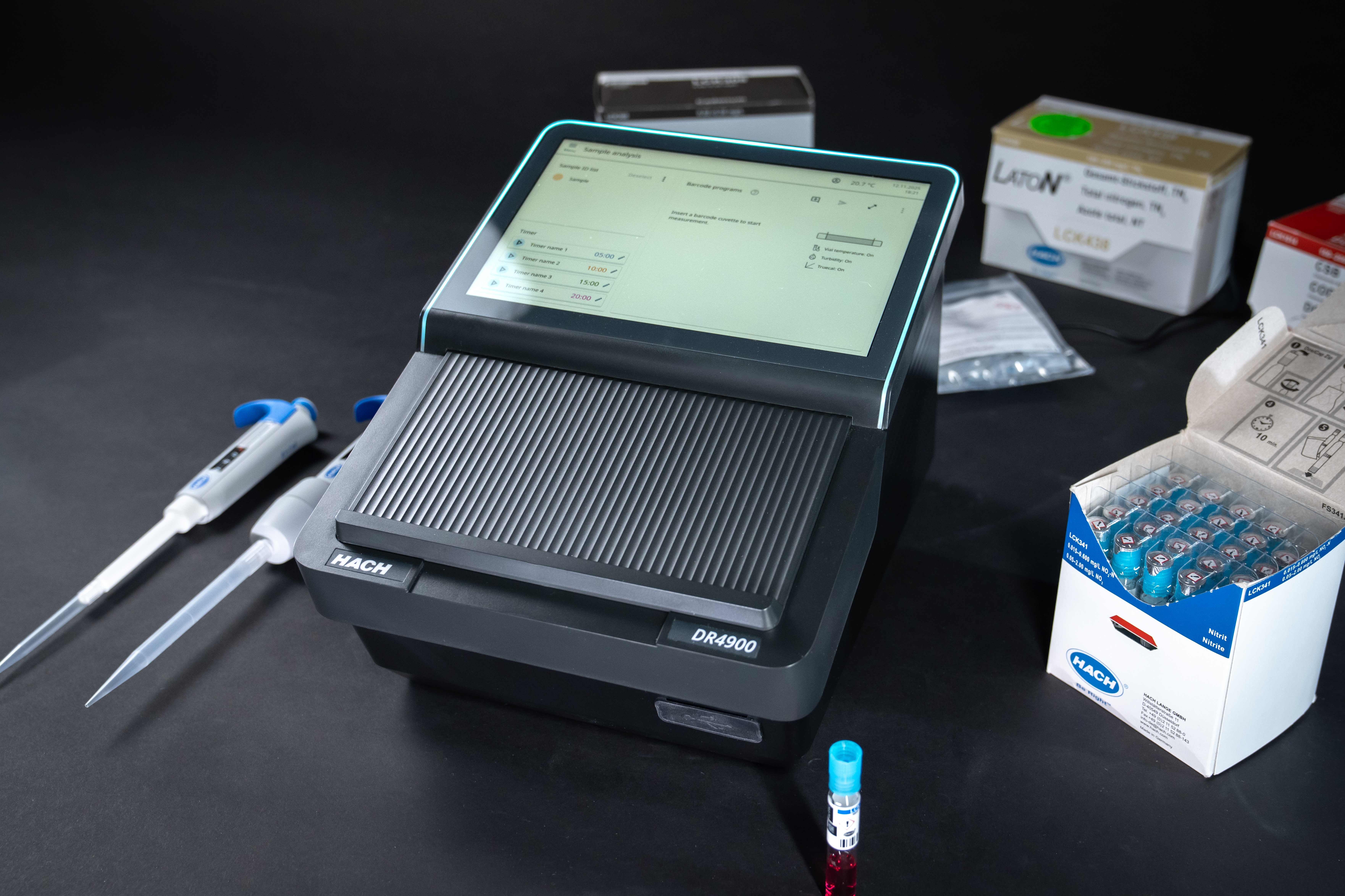 DR4900 Lab Spectrophotometer